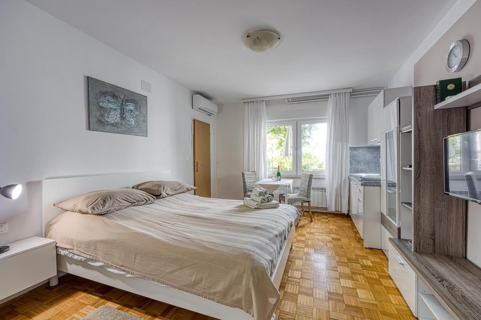 Aparments Jedro&Karlo Apartment Porec Exterior photo